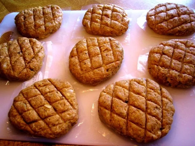 Rezept: Griechisch gewürzte Hackfleisch-Küchle mit typisch deutschem Kartoffelsalat ... Bild Nr. 2 Griechisch gewürzte Hackfleisch-Küchle mit typisch deutschem Kartoffelsalat ... - Rezept - Bild Nr. 2