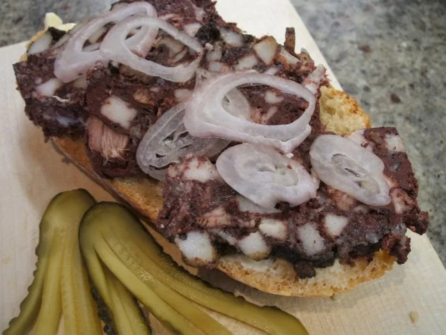 Rezept: Wurst: Hausmacher Blutwurst Wurst: Hausmacher Blutwurst - Rezept