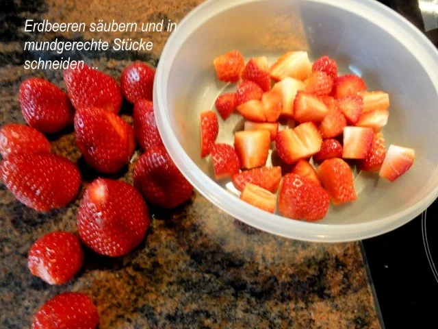 Rezept: Dessert: ERDBEER - SAHNE - JOGHURT Bild Nr. 3 Dessert: ERDBEER - SAHNE - JOGHURT - Rezept - Bild Nr. 3
