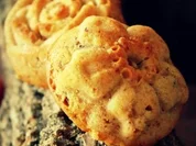 Süße Apfel-Buttermilch-Muffins mit gesalzenen Pekannüssen - Rezept