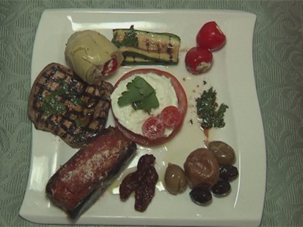 Bilder für Antipasti - gegrilltes Gemüse, gefüllte Paprikaschoten und Auberginen (Aurelio Savina) - Rezept