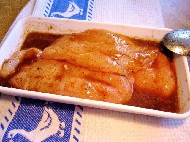 Rezept: Marinierte Hähnchenbrust im Speckmantel Bild Nr. 4 Marinierte Hähnchenbrust im Speckmantel - Rezept - Bild Nr. 4