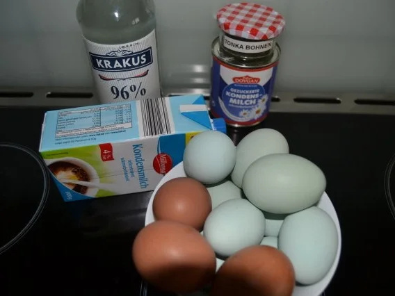 Eierlikör mit Tonkabohnen - Rezept - Bild Nr. 2