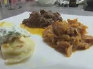 "Bigos" dazu Piroggen und Rindergulasch (Sara Kulka) - Rezept