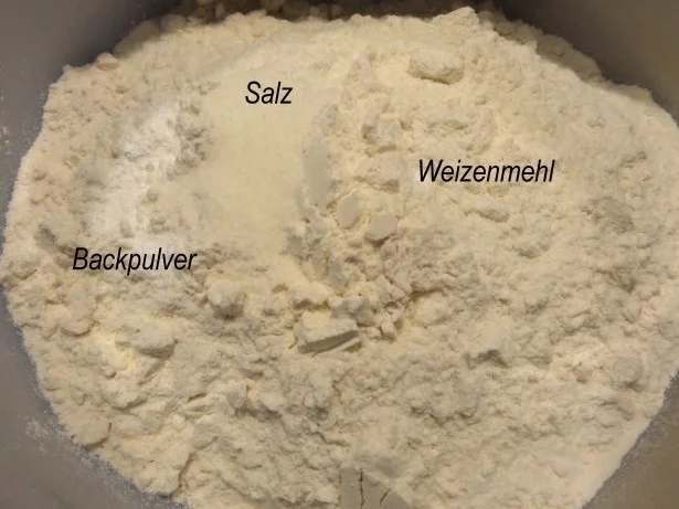 Rezept: Dessert: FRUCHTIGE PFANNKUCHEN Bild Nr. 2 Dessert: FRUCHTIGE PFANNKUCHEN - Rezept - Bild Nr. 2