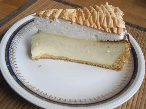 Käsekuchen mit Baiserdeckel - Rezept