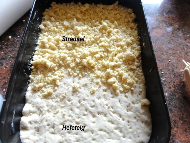 Rezept: Hefe: BUTTER - STREUSELKUCHEN Bild Nr. 10 Hefe: BUTTER - STREUSELKUCHEN - Rezept - Bild Nr. 10