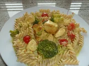 Hähnchen  in Curryrahmsoße - Rezept