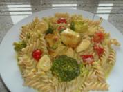 Hähnchen  in Curryrahmsoße - Rezept