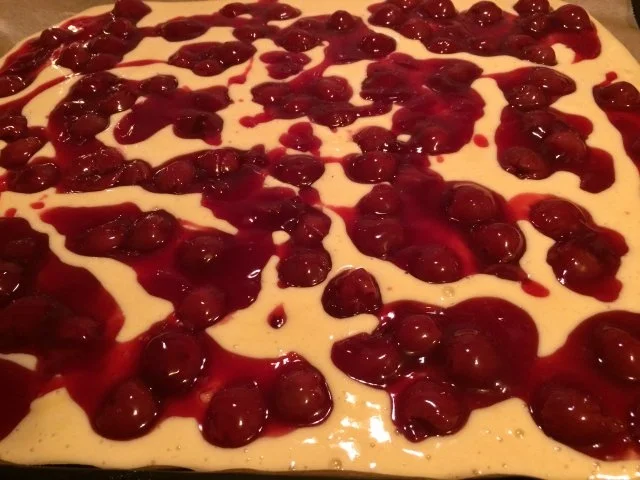 Kirschstreusel mit Sahneguß - Rezept - Bild Nr. 2