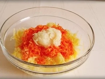 Rezept: Kartoffel-Möhren Puffer mit „dem Korn der Inkas“ verfeinert Bild Nr. 9 Kartoffel-Möhren Puffer mit „dem Korn der Inkas“ verfeinert - Rezept - Bild Nr. 9