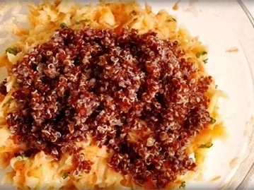 Rezept: Kartoffel-Möhren Puffer mit „dem Korn der Inkas“ verfeinert Bild Nr. 14 Kartoffel-Möhren Puffer mit „dem Korn der Inkas“ verfeinert - Rezept - Bild Nr. 14