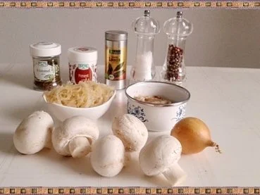 Rezept: Gefüllte Kartoffelklöße mit Sauerkraut und Champignons nach Art des Hauses Bild Nr. 4 Gefüllte Kartoffelklöße mit Sauerkraut und Champignons nach Art des Hauses - Rezept - Bild Nr. 4