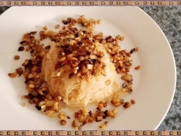 Rezept: Gefüllte Kartoffelklöße mit Sauerkraut und Champignons nach Art des Hauses Bild Nr. 14 Gefüllte Kartoffelklöße mit Sauerkraut und Champignons nach Art des Hauses - Rezept - Bild Nr. 14