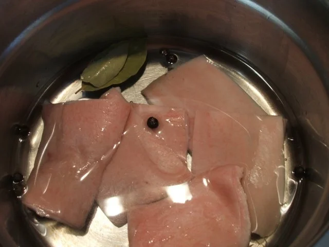 Rezept: Wurst: Zwiebelmettwurst mit Knoblauch, gekocht Bild Nr. 3 Wurst: Zwiebelmettwurst mit Knoblauch, gekocht - Rezept - Bild Nr. 3