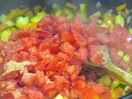 Rezept: Gemüse-Quinoa-Pfanne mit Feta Bild Nr. 9 Gemüse-Quinoa-Pfanne mit Feta - Rezept - Bild Nr. 9