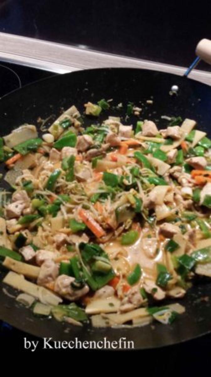 Thailändische Hähnchencurry Wokpfanne - Rezept - Bild Nr. 6