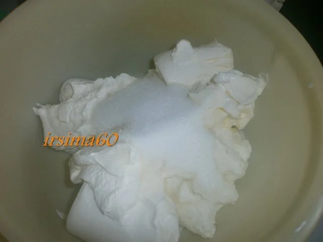 Frühlings Torte mit Mandarinen-Quark-Füllung und Fondantdecke - Rezept - Bild Nr. 15