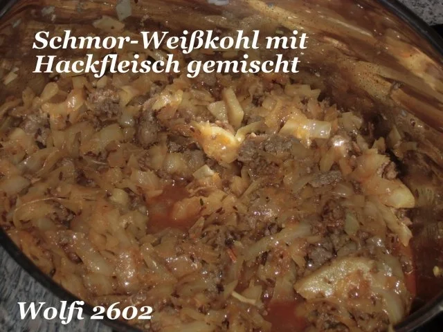Rezept: Gemüse : Schmor-Gemüse Weißkohl mit Thüringer und Türkischem Hackfleisch Bild Nr. 2 Gemüse : Schmor-Gemüse Weißkohl mit Thüringer und Türkischem Hackfleisch - Rezept - Bild Nr. 2