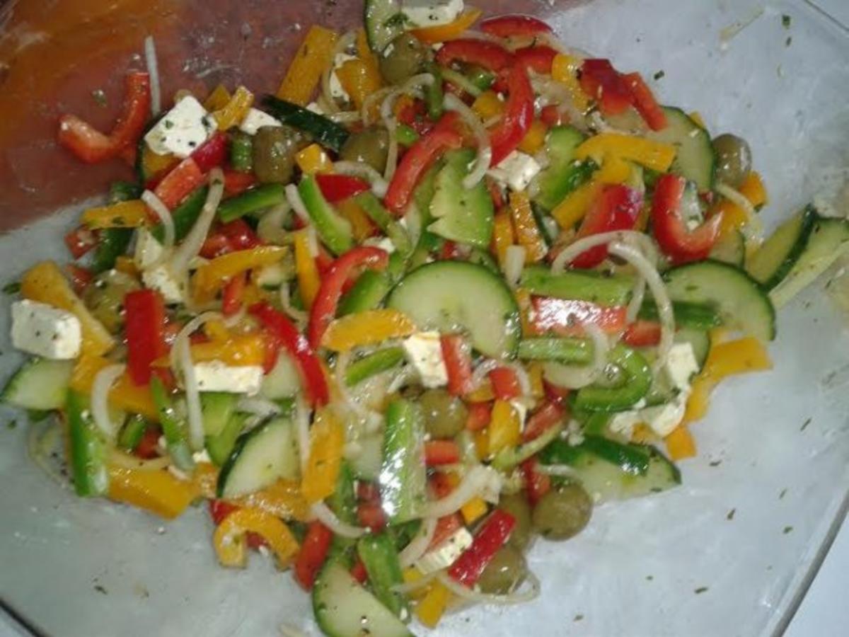 Griechischer Salat - Rezept mit Bild - kochbar.de