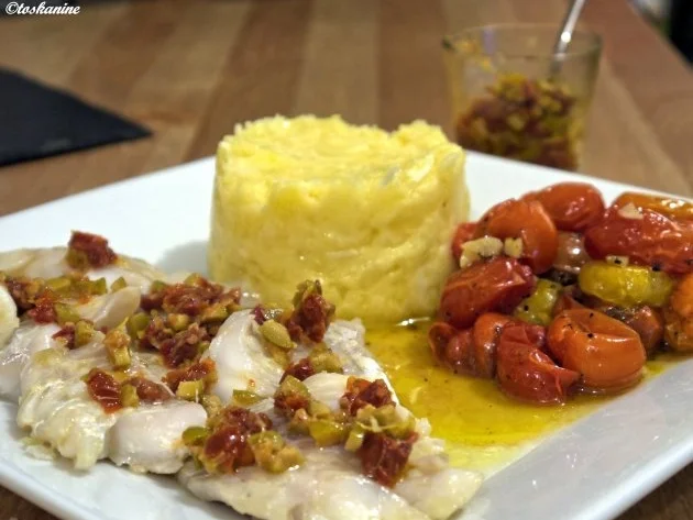 Kabeljau mit mediterranem Topping, Ofentomaten und Kartoffel-Meerrettich-Stampf - Rezept - Bild Nr. 10
