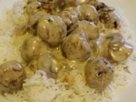 Köttbullar mit Champignon-Rahmsauce - Rezept - Bild Nr. 6