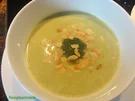 Suppe:   BROCCOLI - SAHNE- SÜPPCHEN - Rezept