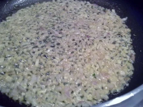 Lachs auf Paprikagemüse mit Bärlauchhaube - Rezept - Bild Nr. 2