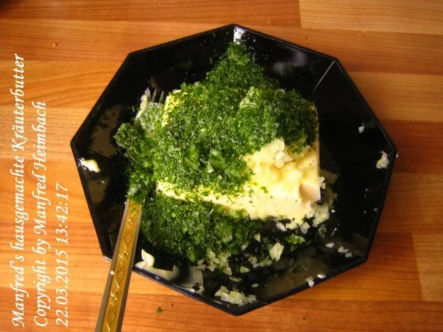Butter – Manfred’s hausgemachte Kräuterbutter - Rezept - Bild Nr. 2
