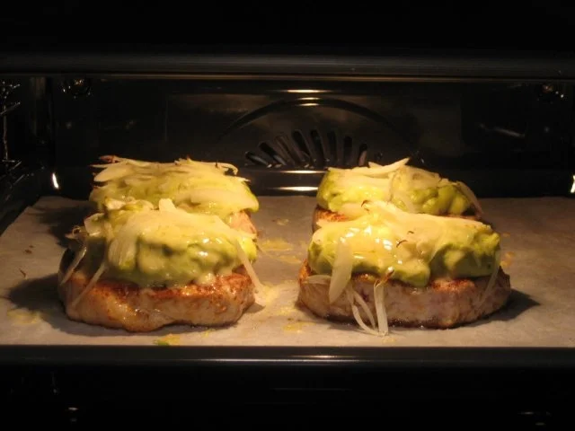 Rezept: Kalbssteak überbacken mit Avocado Bild Nr. 12 Kalbssteak überbacken mit Avocado - Rezept - Bild Nr. 12