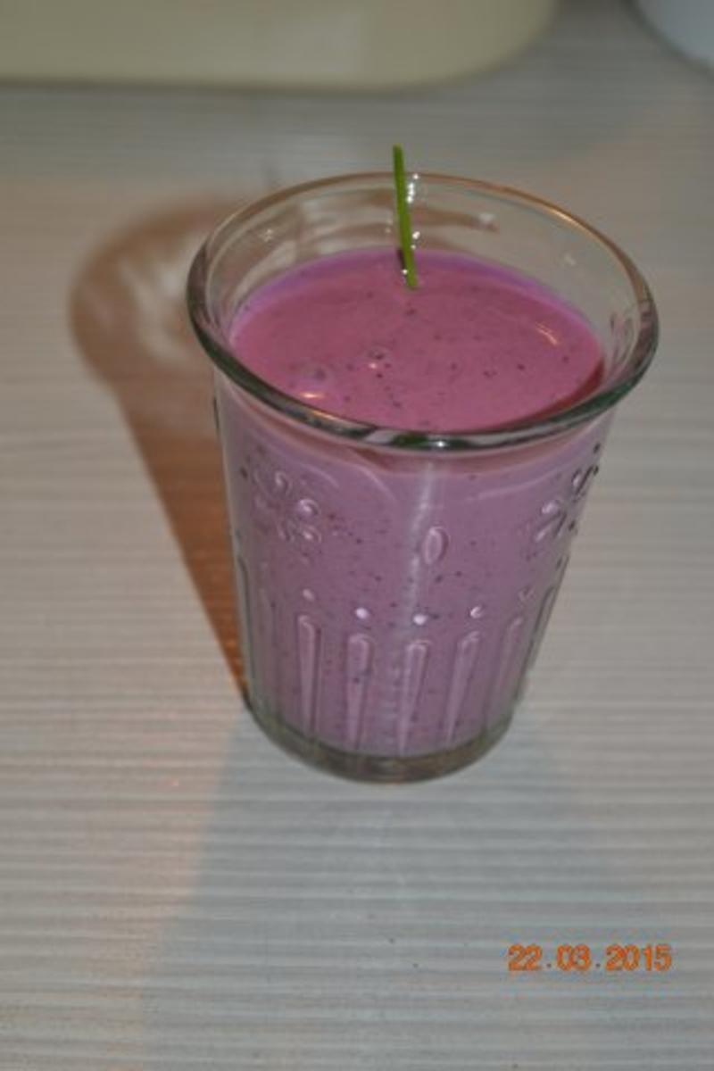 Frühlings Beeren Smoothie - Rezept - Bild Nr. 3