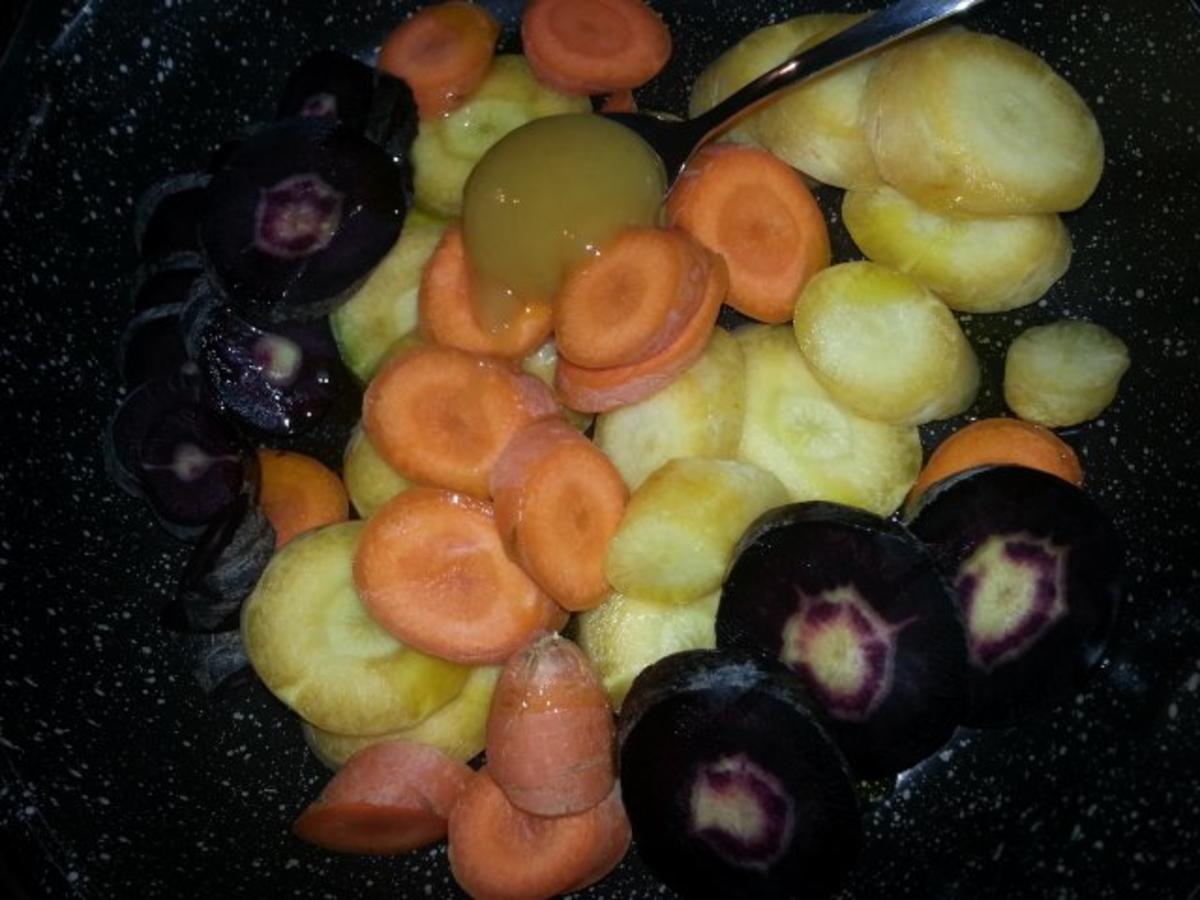 Roastbeef unter Senfkruste mit Portweinzwiebeln - Rezept - Bild Nr. 6