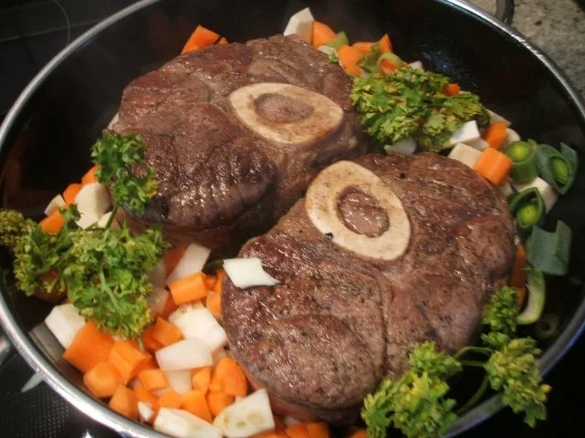 Fleisch: Geschmorte Beinscheibe in Backobstsoße - Rezept - Bild Nr. 5
