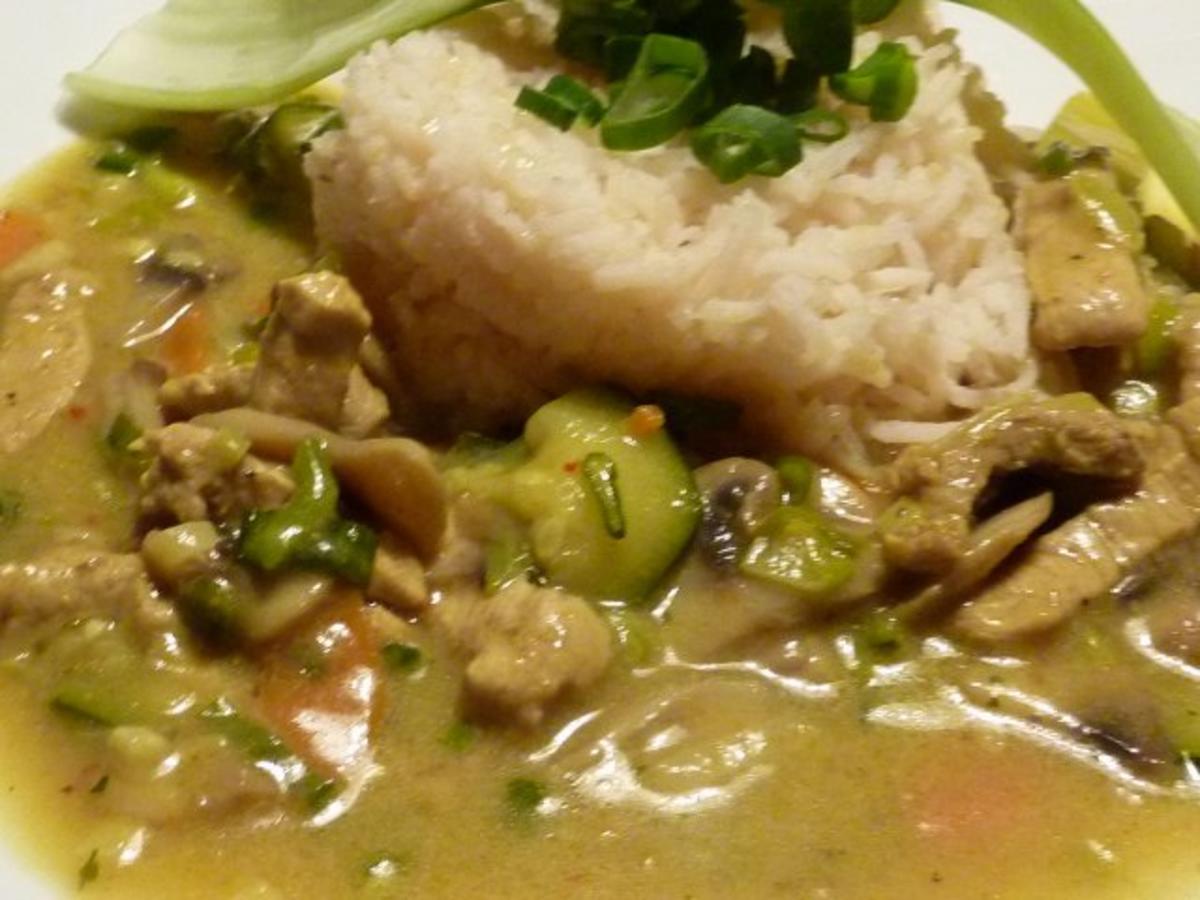 FL/Schwein: Curry mit viel Gemüse - Rezept - Bild Nr. 12