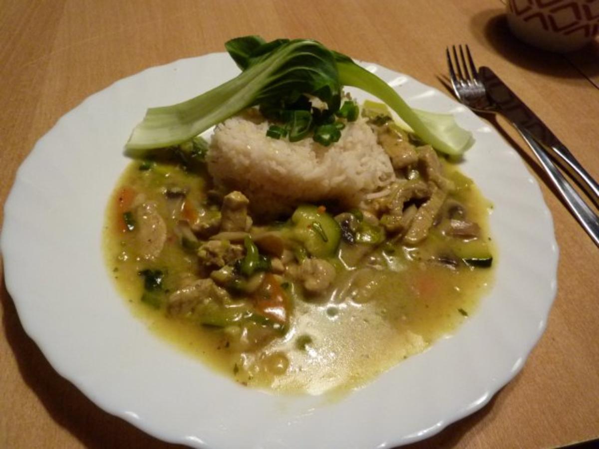 FL/Schwein: Curry mit viel Gemüse - Rezept