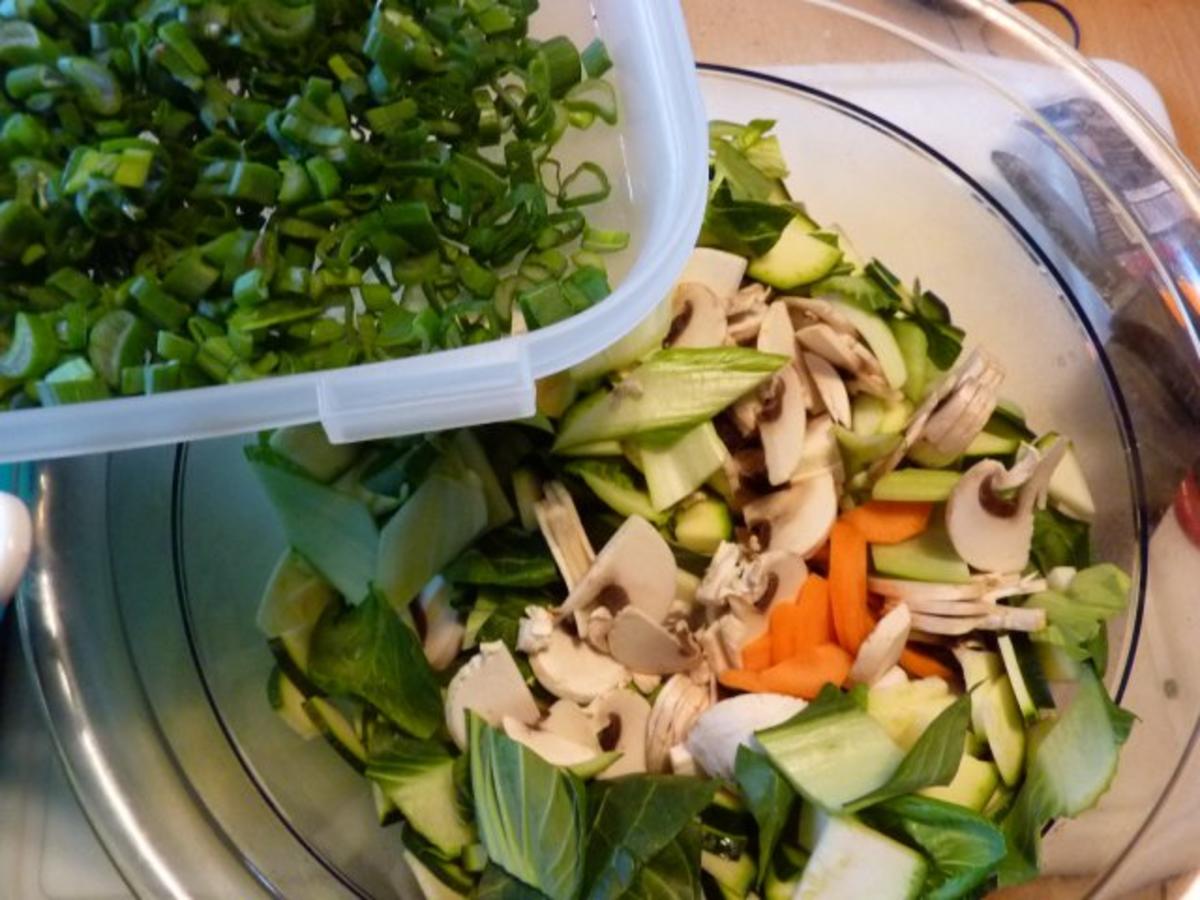 FL/Schwein: Curry mit viel Gemüse - Rezept - Bild Nr. 3