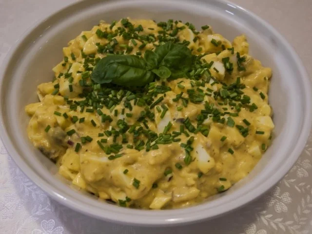 Rezept: Salat: Eiersalat mit Curry Salat: Eiersalat mit Curry - Rezept