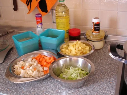 Rezept: Kartoffelsuppe mit Brandteig-Nocken Bild Nr. 2 Kartoffelsuppe mit Brandteig-Nocken - Rezept - Bild Nr. 2