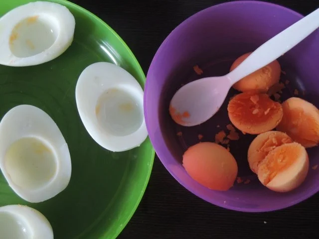 gefüllte bunte Eier - Rezept - Bild Nr. 4