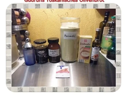 Brot: Toskanisches Olivenbrot - Rezept - Bild Nr. 2