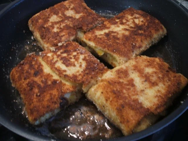 Pfannkuchen: Panierte Pfannkuchen mit pikanter Füllung - Rezept - Bild Nr. 12