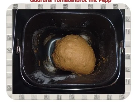 Rezept: Brot: Tomatenbrot mit Pepp Bild Nr. 9 Brot: Tomatenbrot mit Pepp - Rezept - Bild Nr. 9