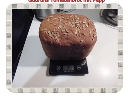 Rezept: Brot: Tomatenbrot mit Pepp Bild Nr. 15 Brot: Tomatenbrot mit Pepp - Rezept - Bild Nr. 15