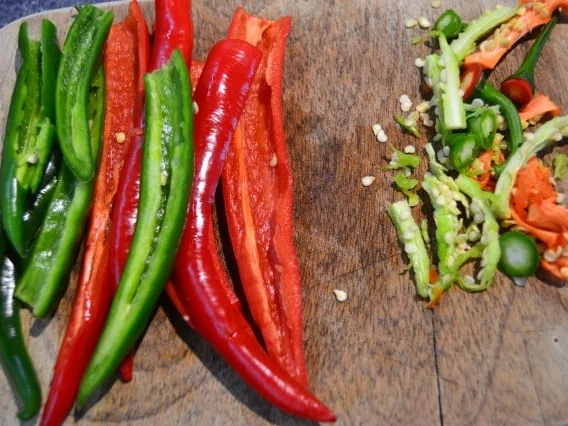 Adzhika scharfe Gewürz-paste aus Georgien - Rezept