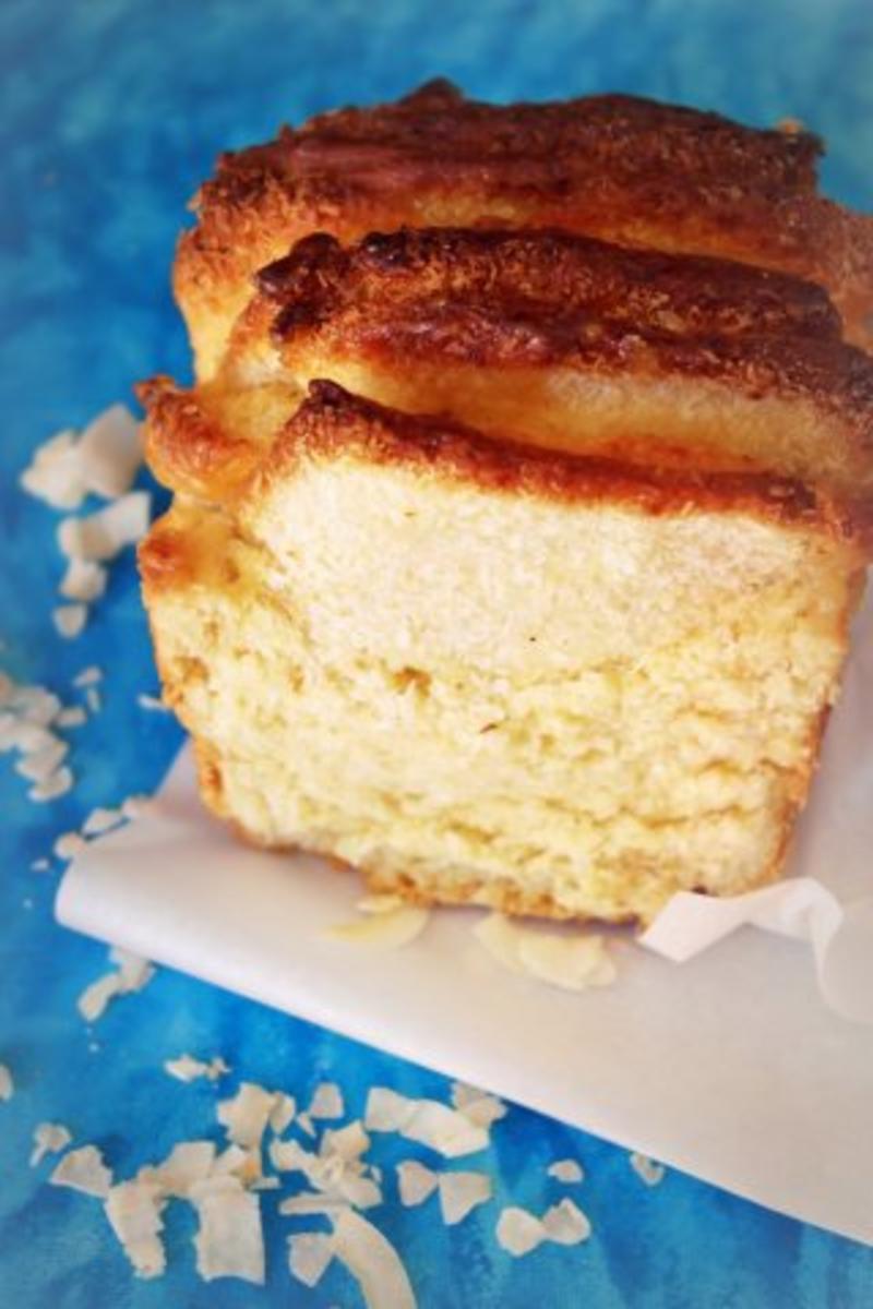 Kuchen: Kokos Pull Apart Bread; süßes Hefegebäck bzw. -brot - Rezept