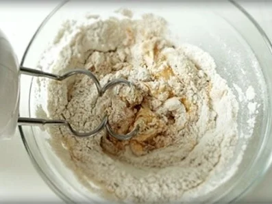 Tarte-Tonkabohnen mit „Pfau“ geschmückt - Rezept - Bild Nr. 9