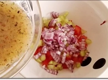 Gebratenes Lachsfilet  mit Quinoa-Salat und Topinambur Chips - Rezept - Bild Nr. 18
