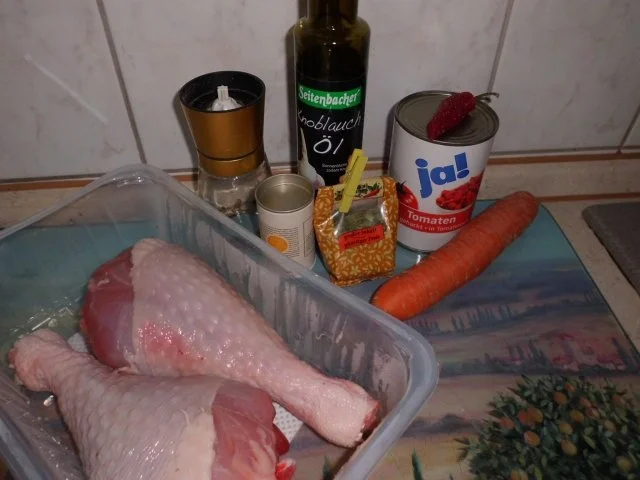 Rezept: Geflügel, Pute: Unterkeule von der Pute mit pikanter Tomatensuga und Pommes fritis Bild Nr. 2 Geflügel, Pute: Unterkeule von der Pute mit pikanter Tomatensuga und Pommes fritis - Rezept - Bild Nr. 2