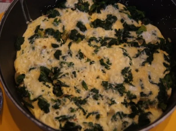 Omelett mit frischen Blattspinat - Rezept