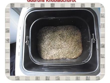 Rezept: Brot: Knoblauchbrot Bild Nr. 11 Brot: Knoblauchbrot - Rezept - Bild Nr. 11